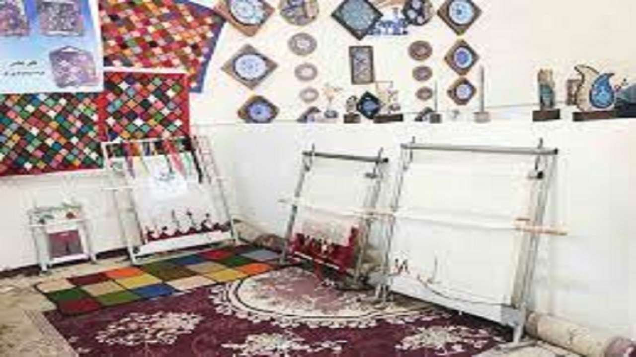 افتتاح نمایشگاه صنایع دستی کارآفرینان نهاوند