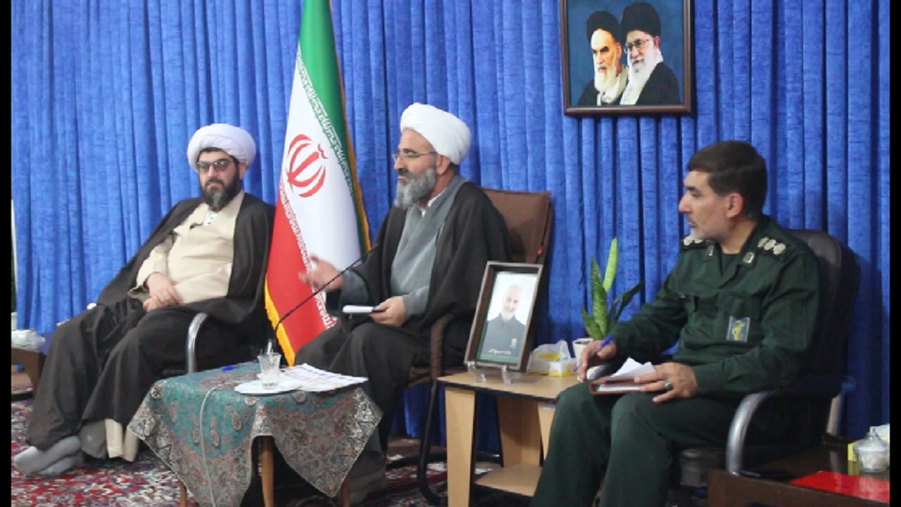 تربیت نیروی بسیجی در پیش برد آرمان‌های انقلاب ضروری است