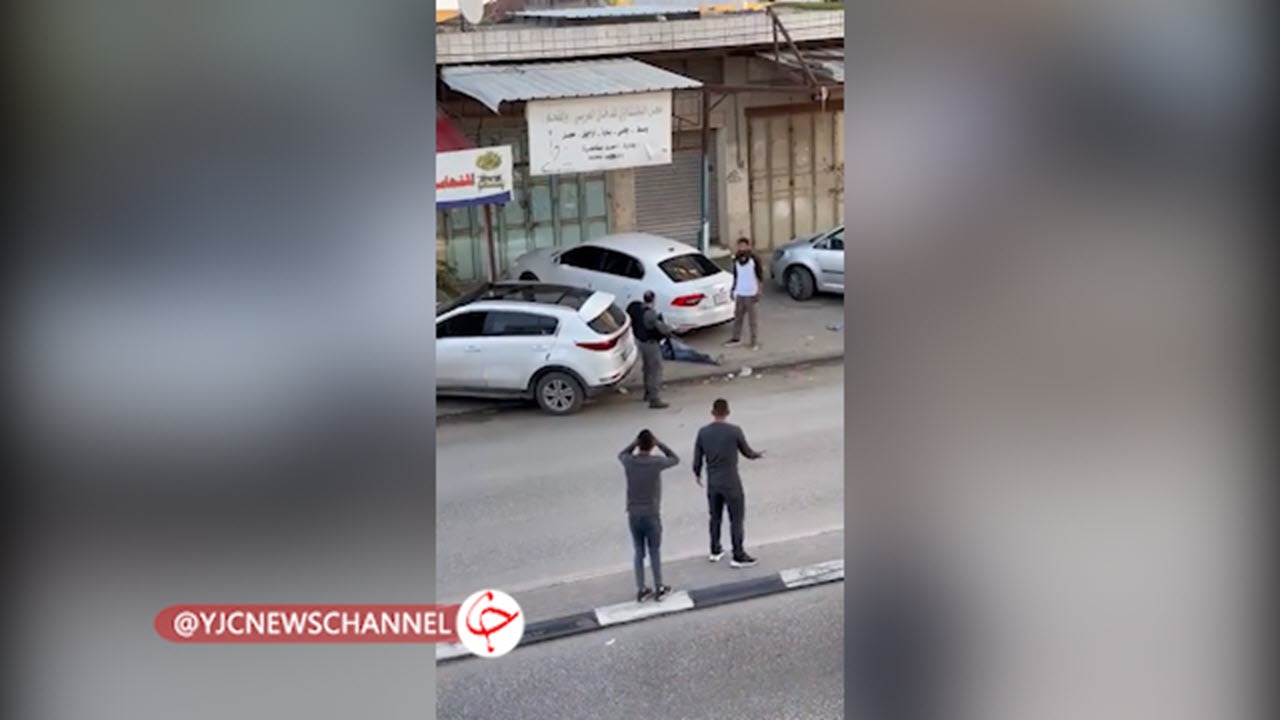 لحظه کشته شدن جوان فلسطینی به دست ماموران رژیم صهیونیستی + فیلم