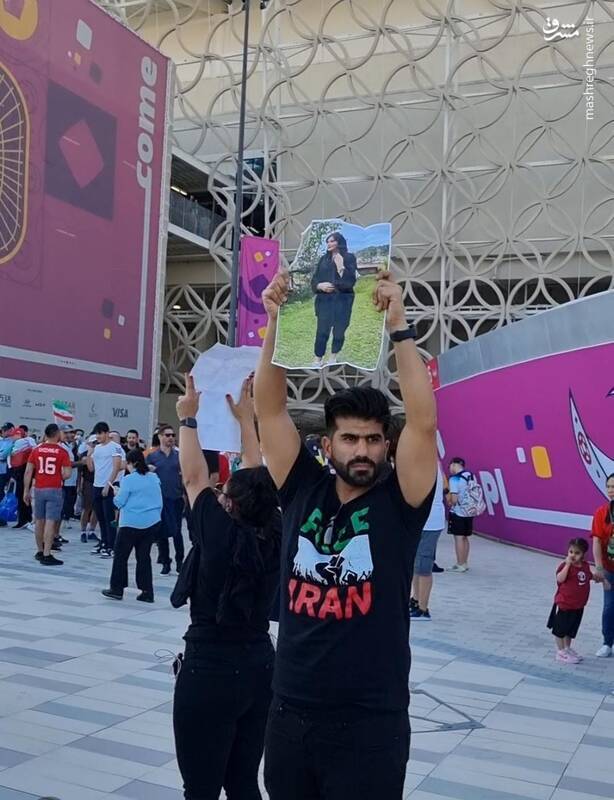 تیشرت مشکی ها در قطر