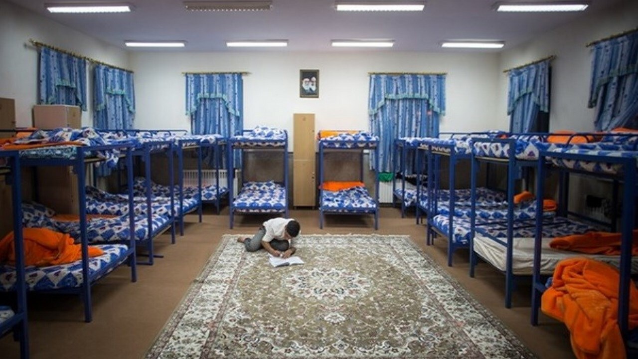 نهضت خوابگاه سازی از اولویت‌های بنیاد ۱۵ خرداد در کشور است