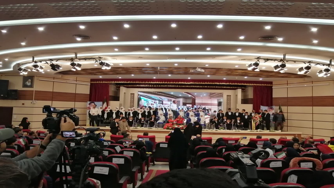تجلیل از دانش آموزان معلول خراسان رضوی در مشهد