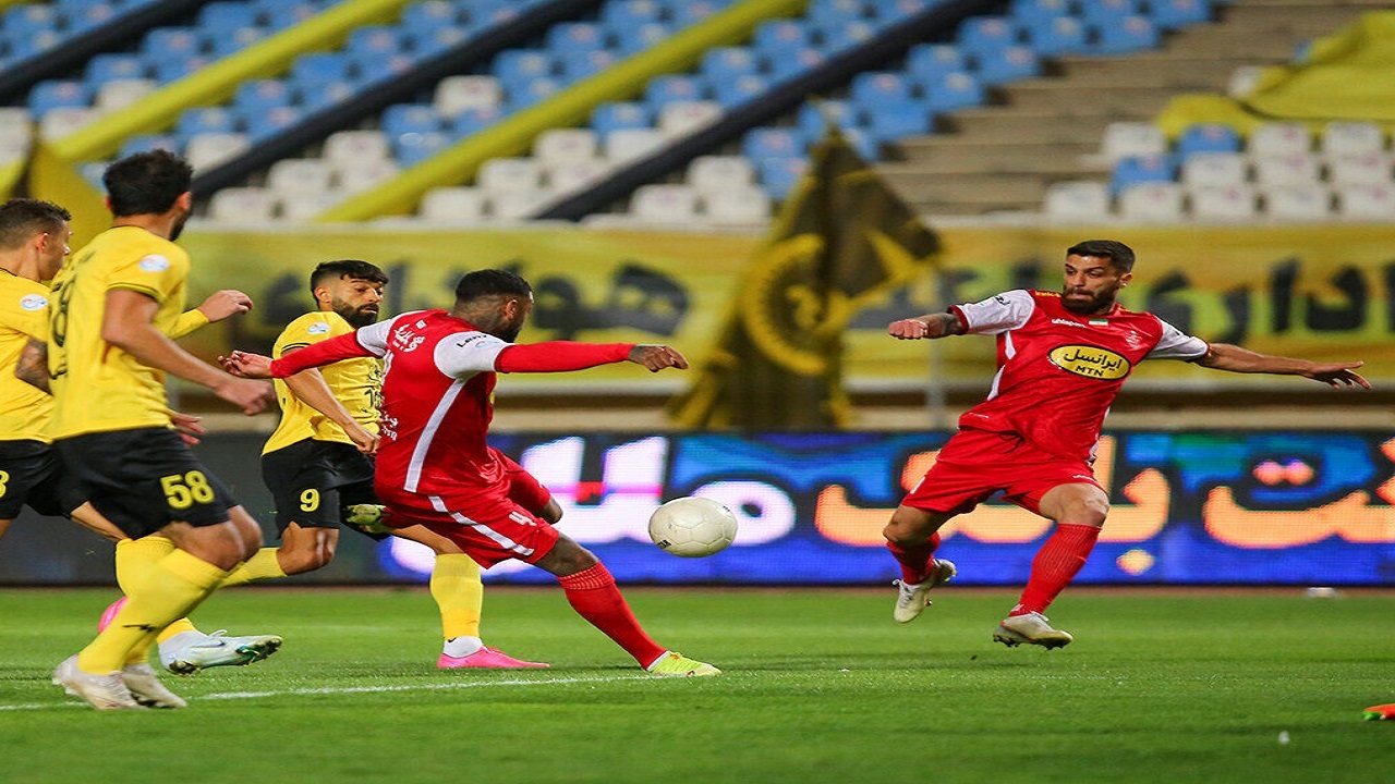 مصاف سپاهان و پرسپولیس در دیداری دوستانه