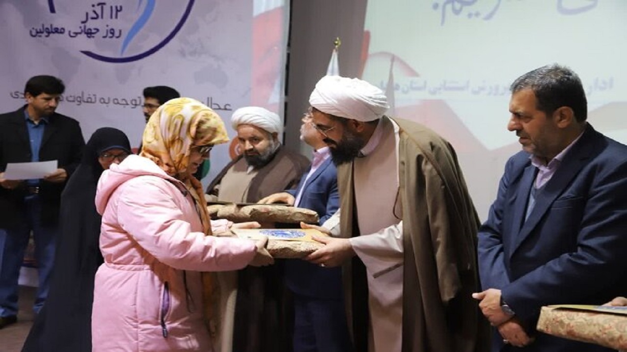 زیرساخت مناسب برای معلولان باید فراهم شود