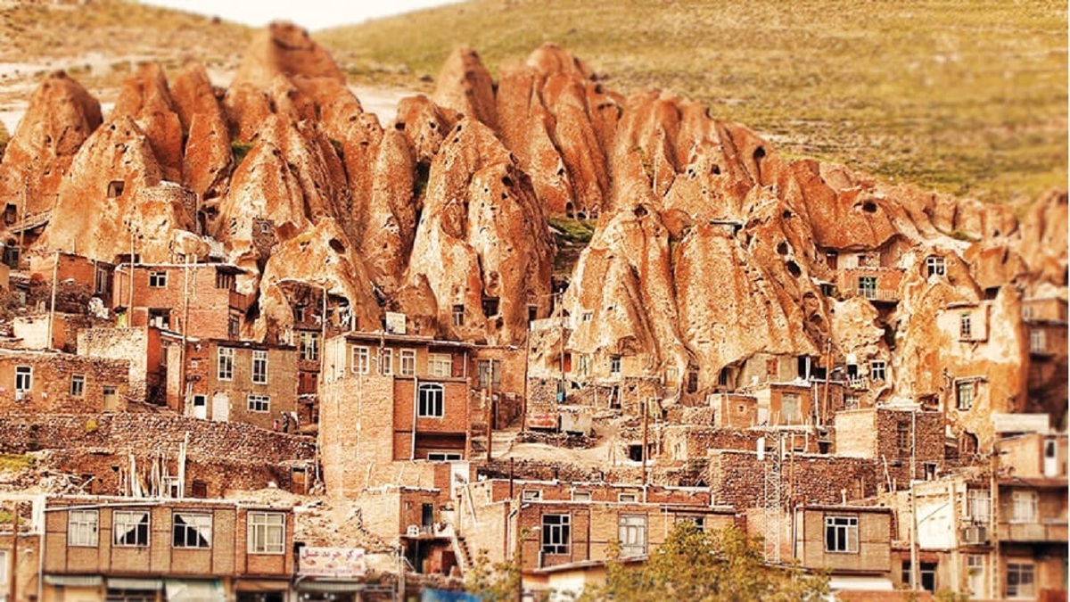 نمایی از اتاق‌های هتلی یخی در سوئد