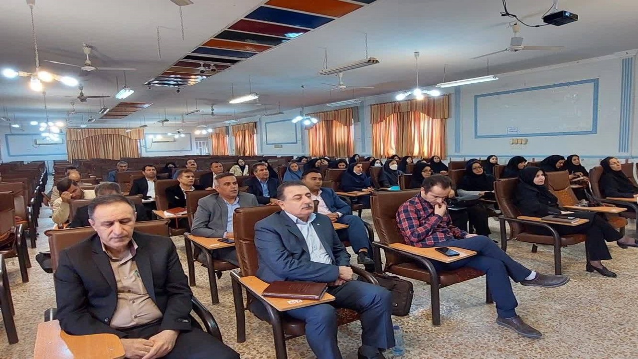 اجرای دوره توانمند سازی دبیران متوسطه اول و دوم خوزستان