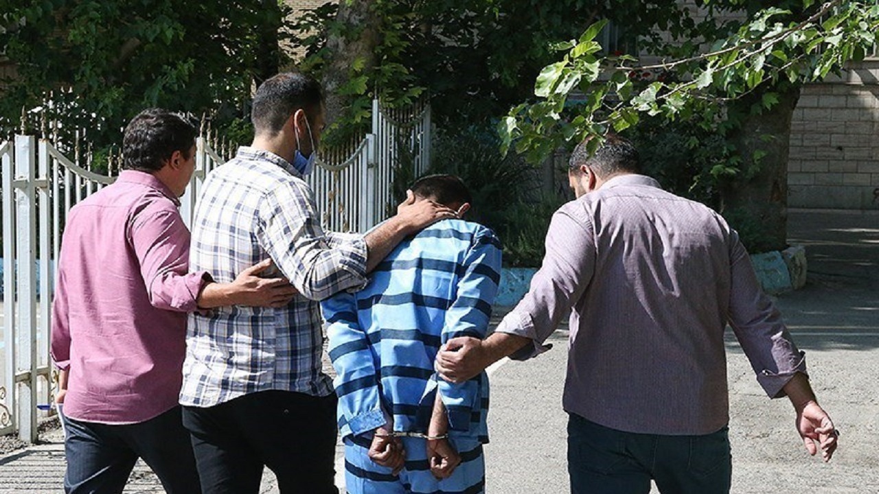 دستگیری قاتل ۵ عضو یک خانواده پس از ۲۰ سال