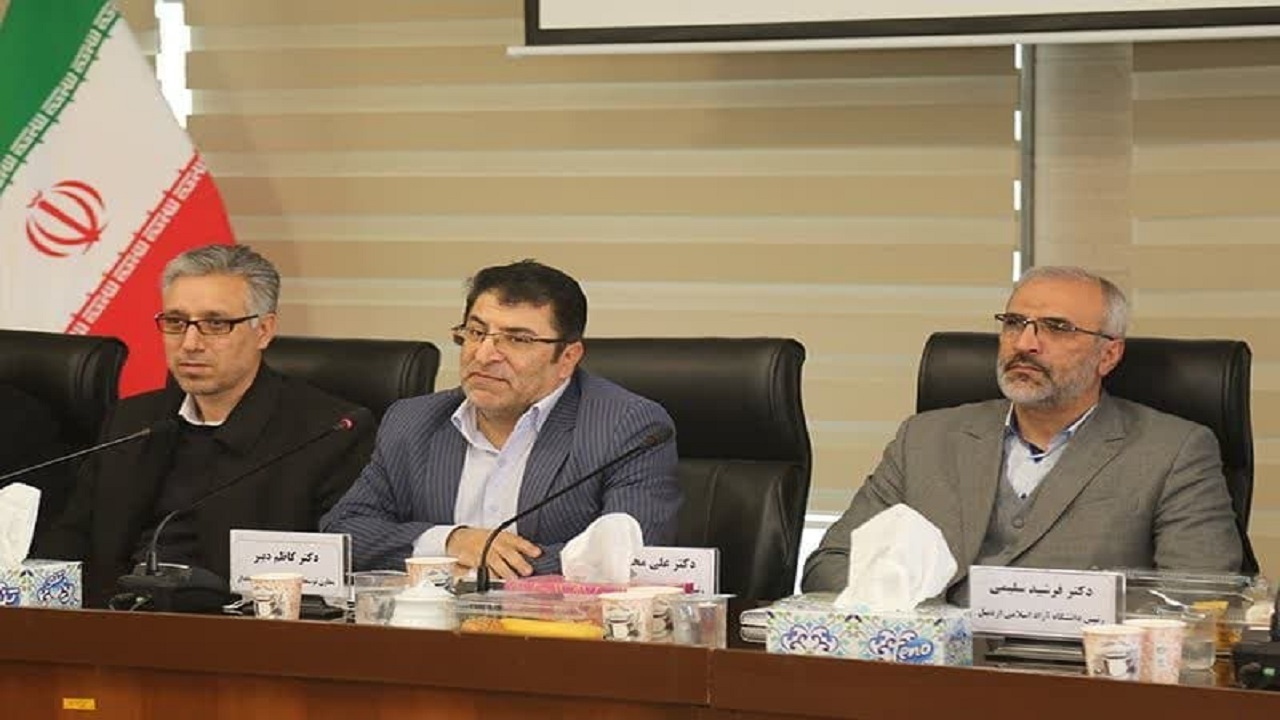 تولید ثروت در جامعه نیازمند پژوهش‌های مفید و اشتغال‌آفرین است
