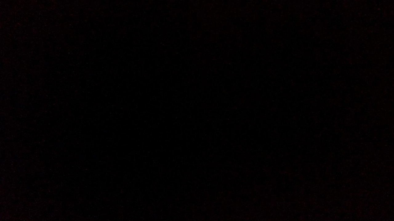 کوچه ۶ متری ولی عصر حصارک، اینجا چشم چشم را نمی‌بیند