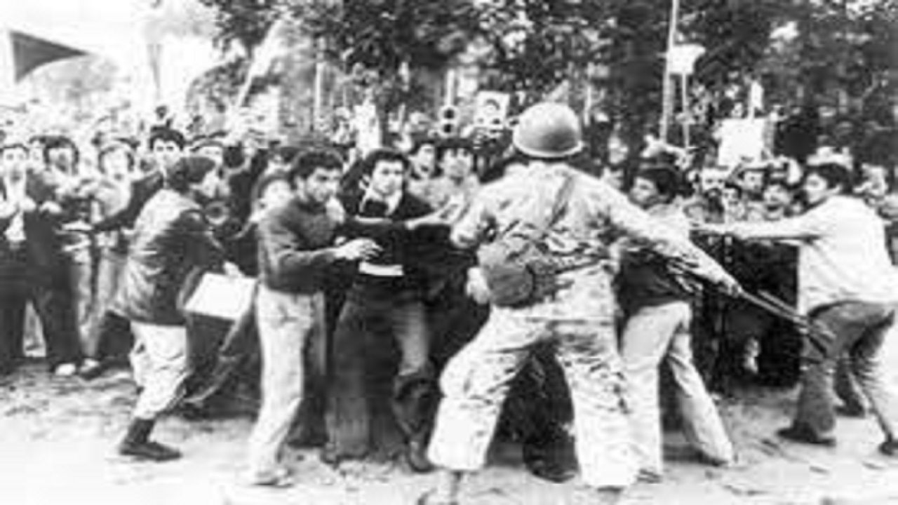 برخورد نظامیان گارد جاویدان با اعتراض دانشجویان در ۱۶ آذر چگونه بود؟