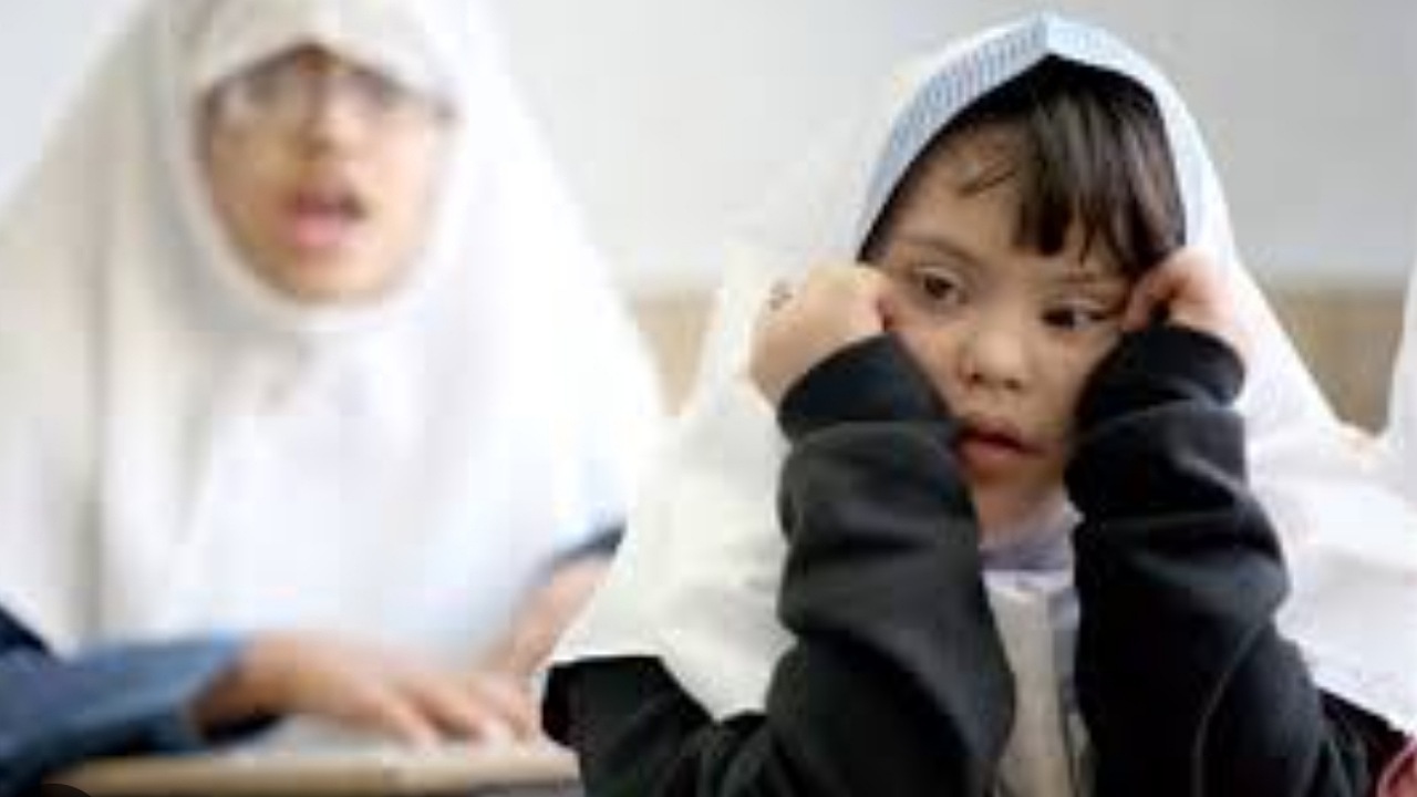 ارائه ۵۲ خدمت توان‌بخشی به دانش آموزان استثنایی