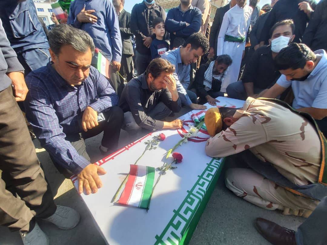 استقبال از ورود پیکرهای ۱۱۱ شهید دفاع مقدس به کشور