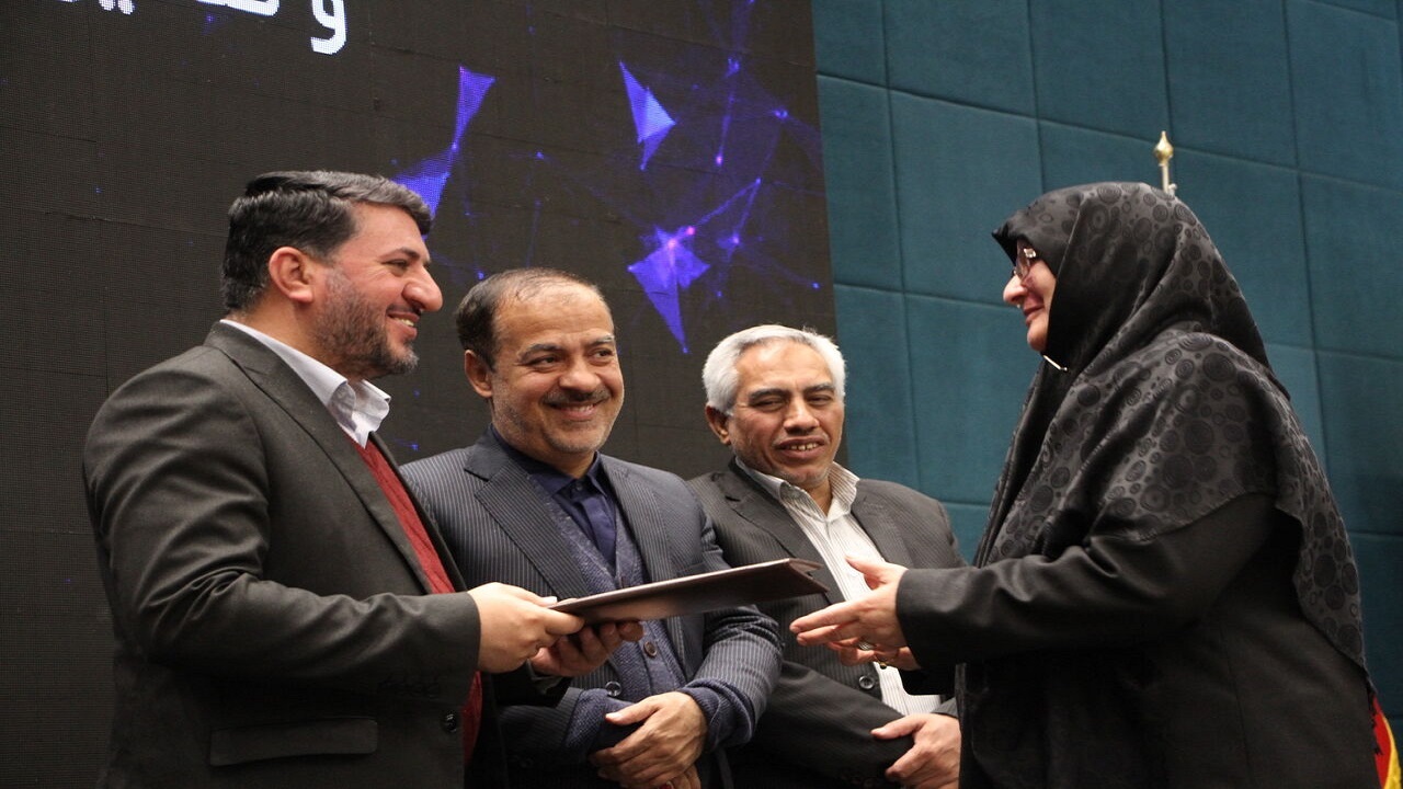 تجلیل از پژوهشگران برتر استان یزد