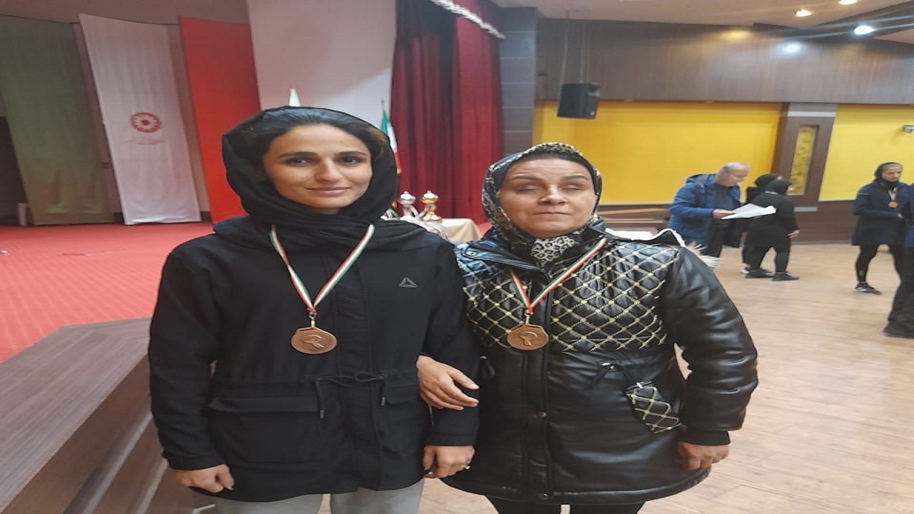 کسب نشان برنز رقابت‌های قهرمانی دو و میدانی کشور توسط بانوی کردستانی
