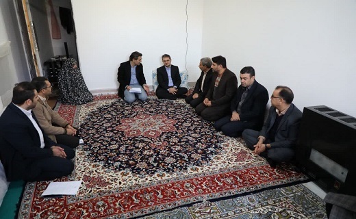 بازدید استاندار کردستان از کودکان اتیسمی + تصاویر