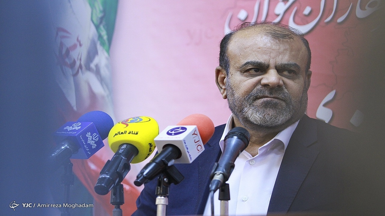وزیر تعاون، کار و رفاه اجتماعی درگذشت رستم قاسمی را تسلیت گفت