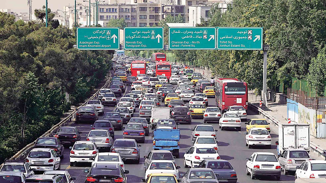 تغییر جنس تابلوی بزرگراه‌های پایتخت/ گاردیل همچنان مورد علاقه سارقان
