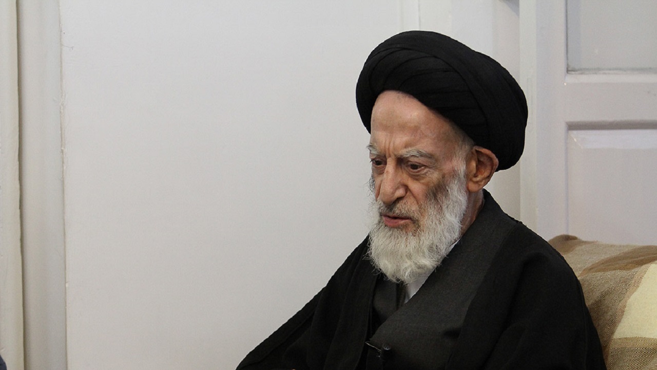 آیت الله شبیری زنجانی: افراد حرمت ایام فاطمیه را نگه دارند