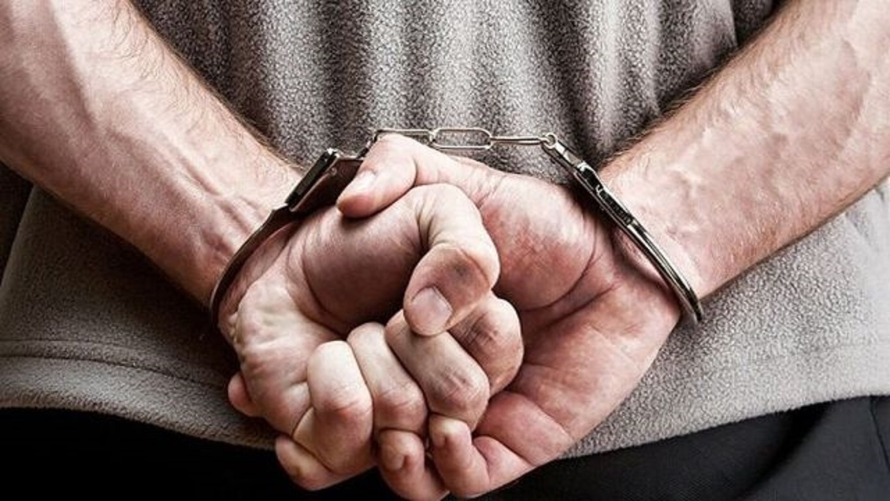 سلاخی همسر و فرزندخوانده با یک دلیل عجیب | پیرمرد ۸۴ ساله پس از قتل با پلیس تماس گرفت