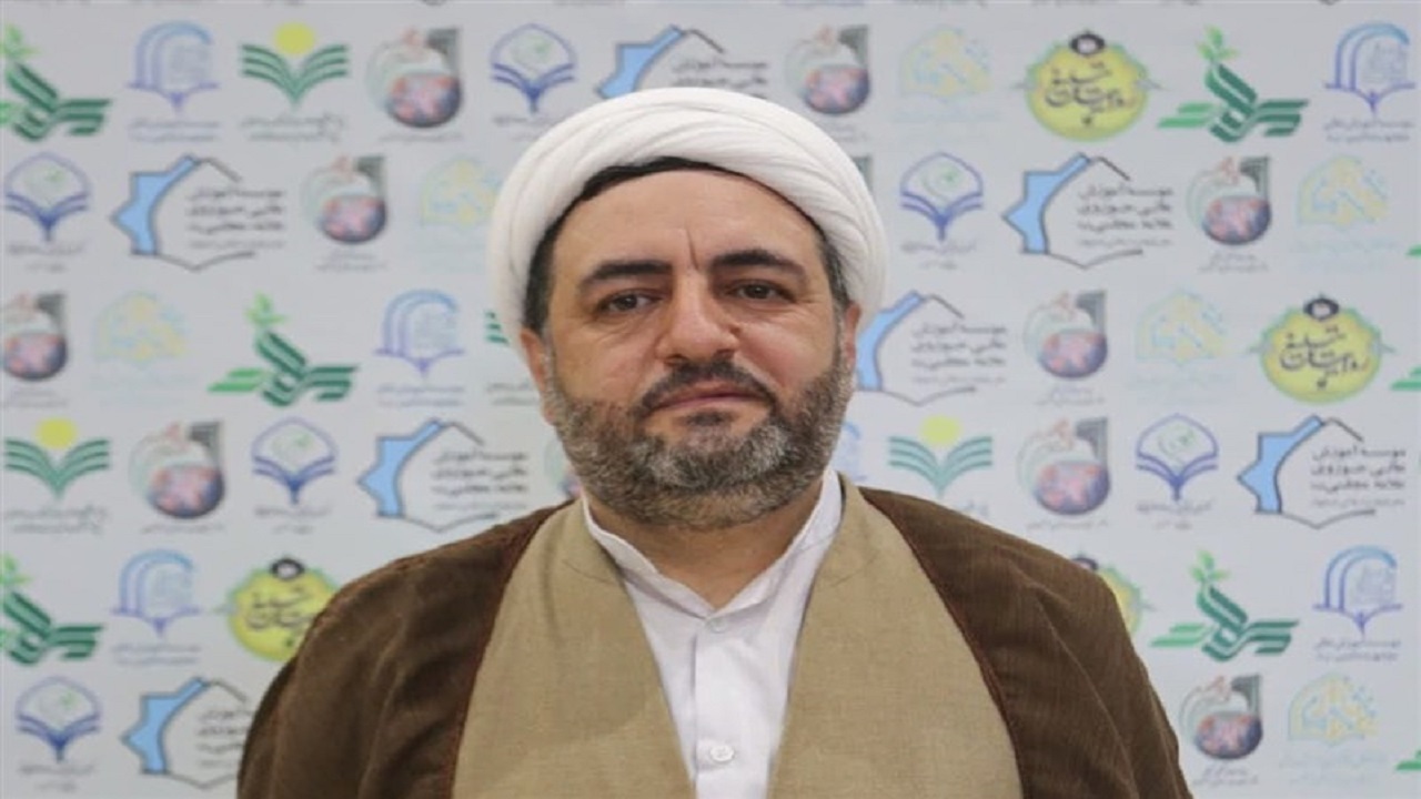 راه اندازی گروه پاسخ به سوالات سیاسی اجتماعی در اصفهان