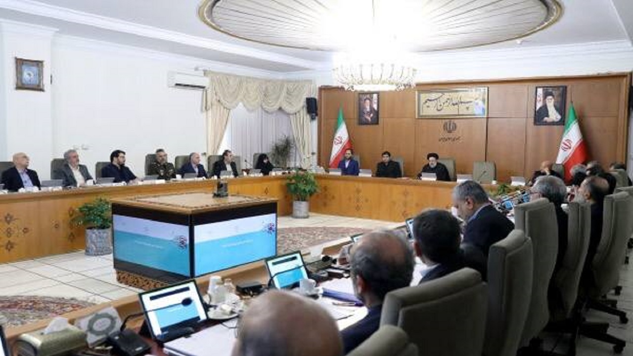 سازمان برنامه گزارش دقیقی از بودجه امسال به افکارعمومی ارائه کند