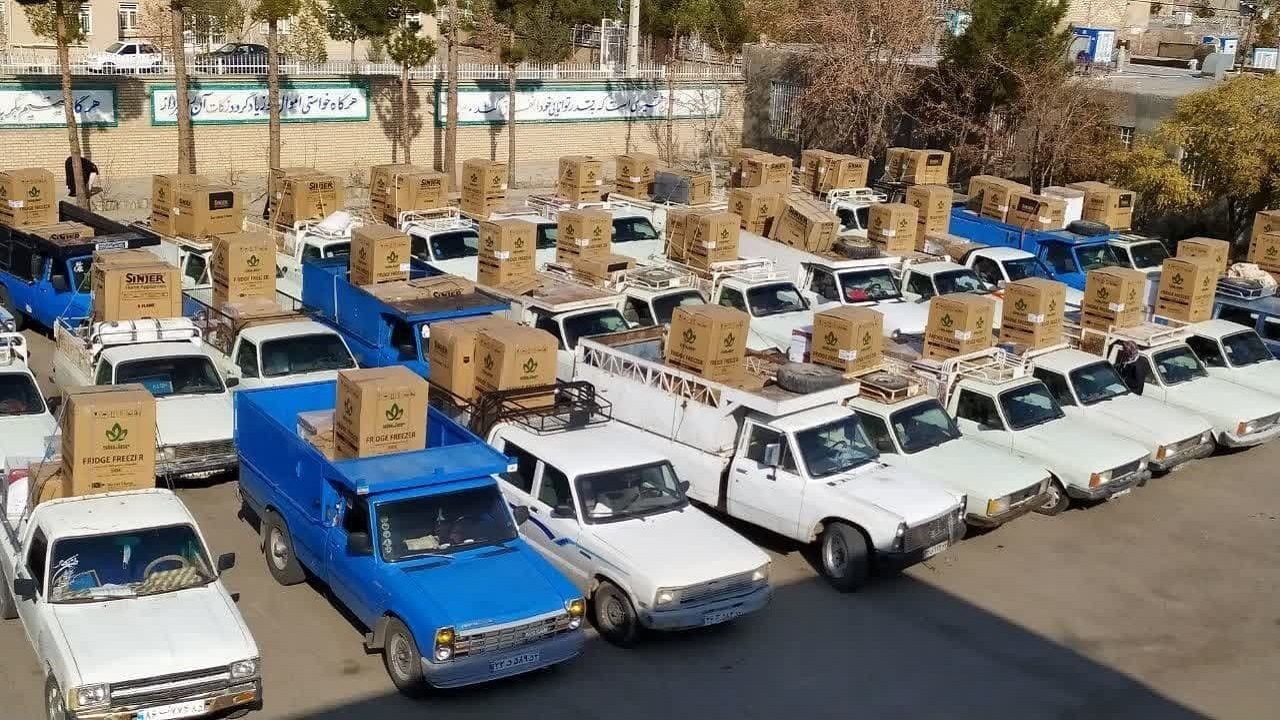 پاشیدن رنگ سپید بر بخت نوعروسان نیازمند درمیانی