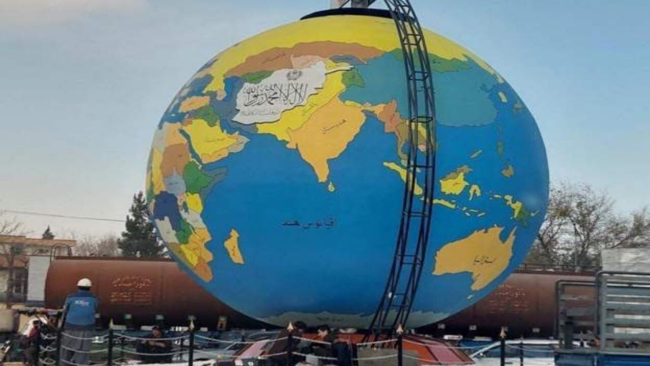 ما در نماد کره زمین انگیزه سیاسی نداریم + فیلم