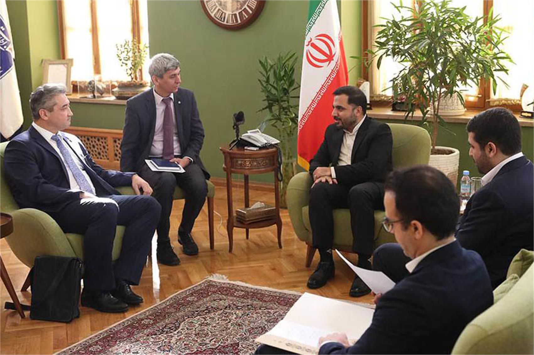 دیدار معاون ارتباطات روسیه با وزر ارتباطات در ایران