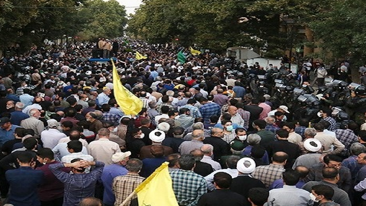 تجمع مردم ایلام در محکومیت اهانت به مقدسات برگزار می‌شود