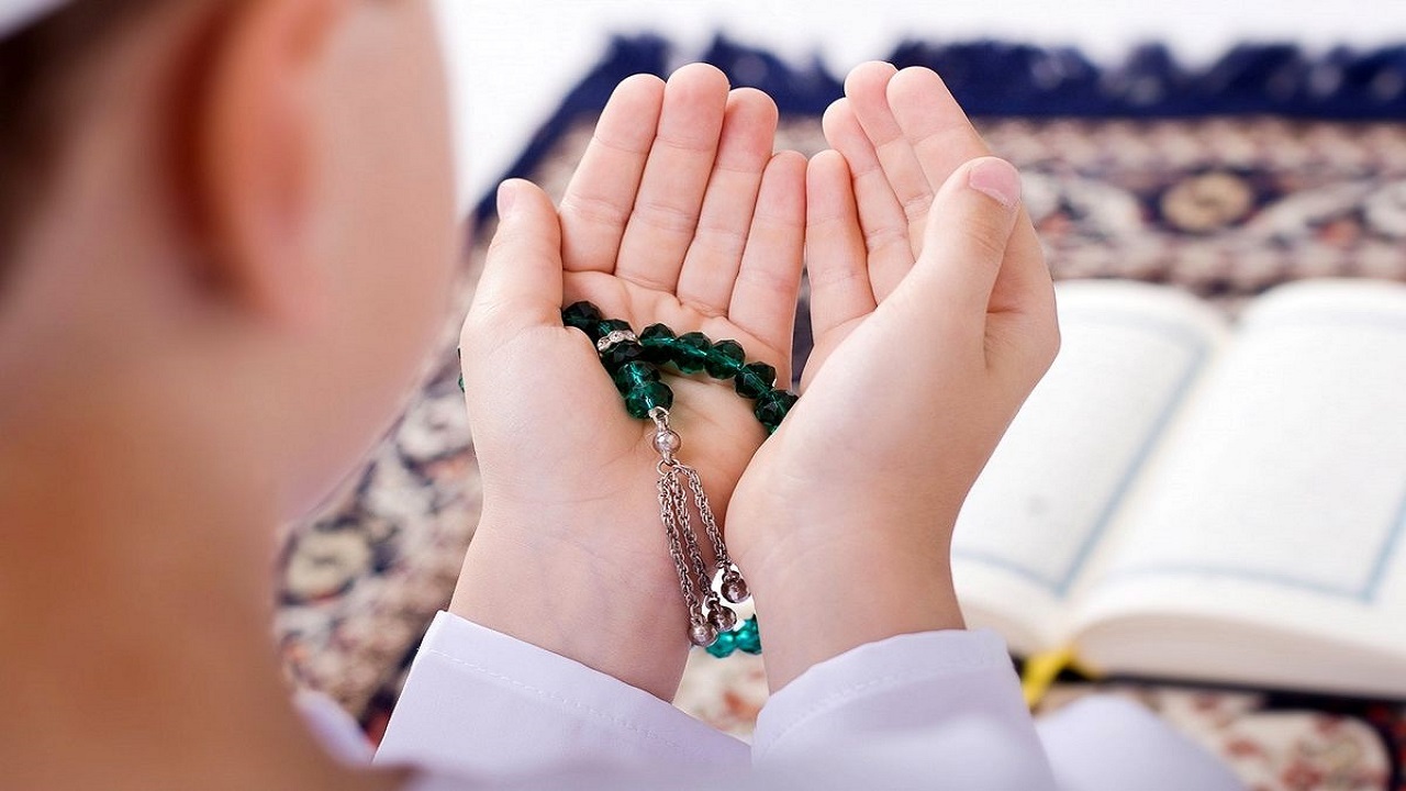 نقش انکار ناپذیر معلمان در ترویج فرهنگ نماز در مدارس