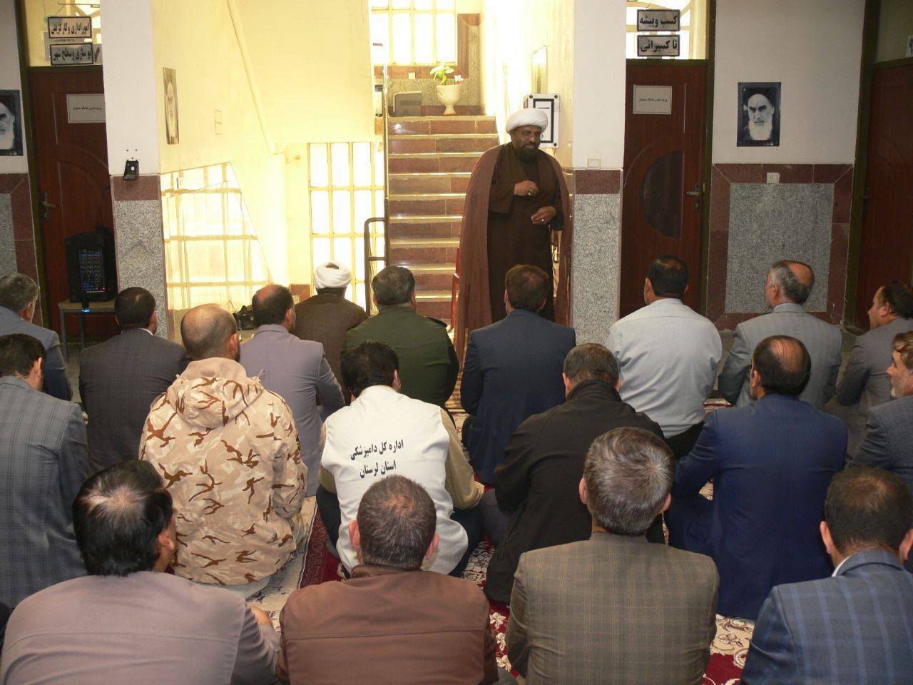برگزاری نماز وحدت بخش ادارات در رومشکان + تصاویر