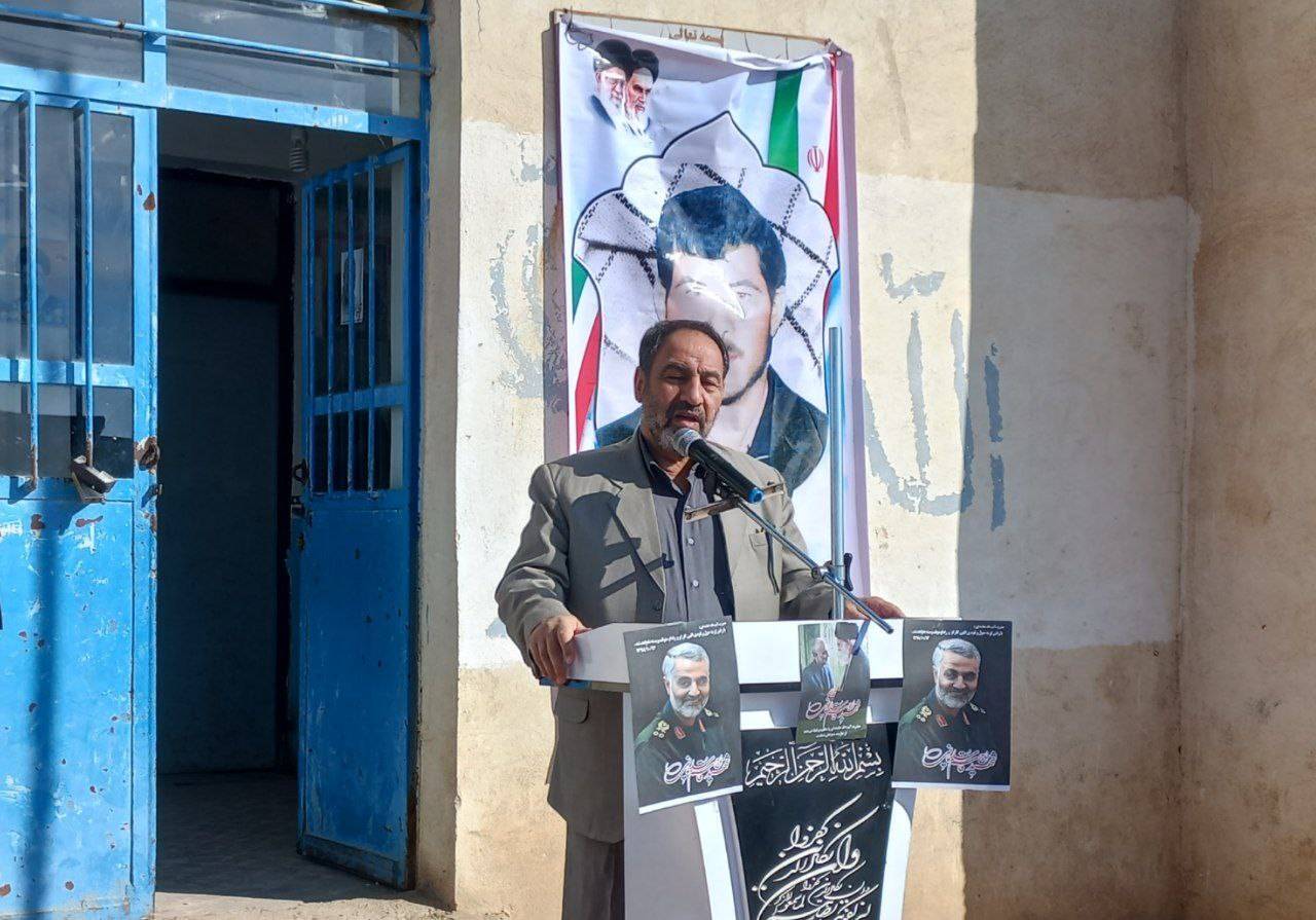 گوشه هایی از مراسم افتتاحیه آسفالت جاده در روستاهای جهاربرج + تصاویر