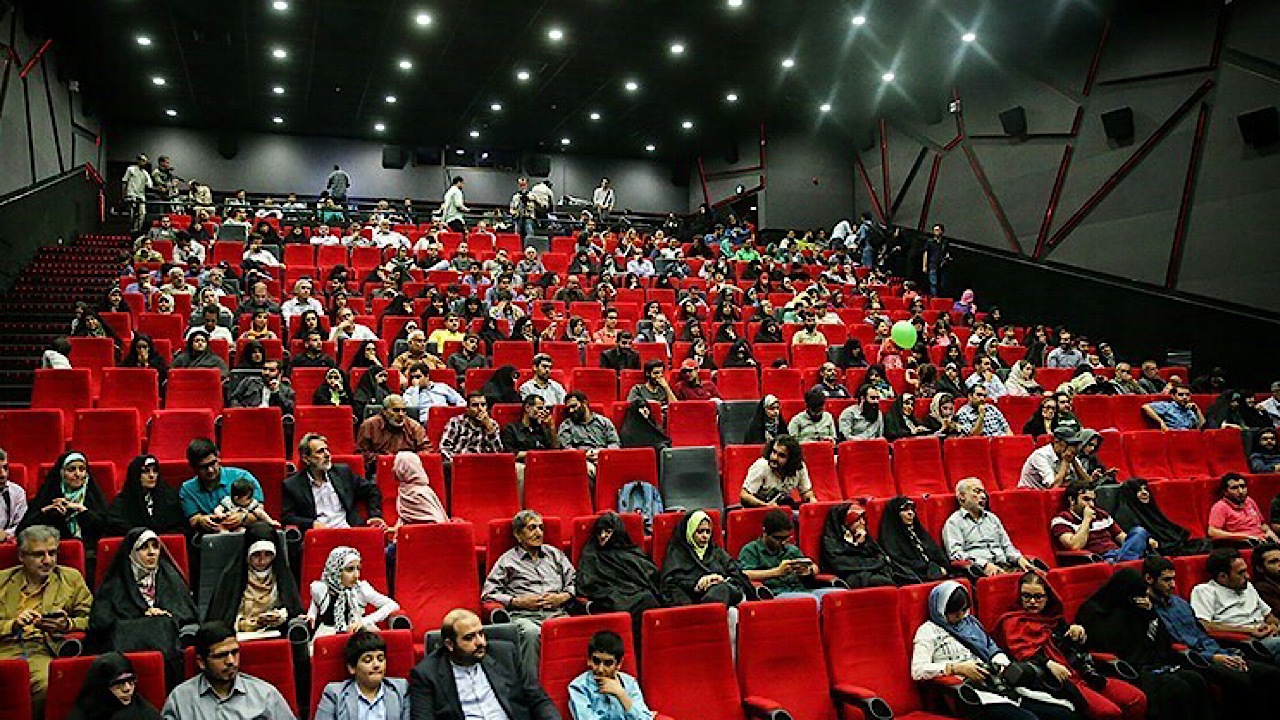 حضور بازیگران بی حجاب در ساخت آثار سینمایی صحت ندارد