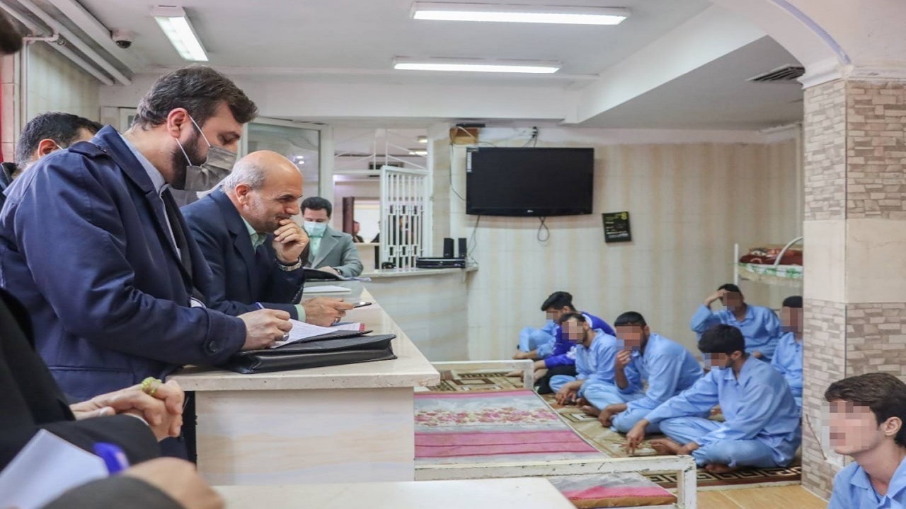 ‌بازدید دبیر ستاد حقوق بشر از کانون اصلاح و تربیت تهران