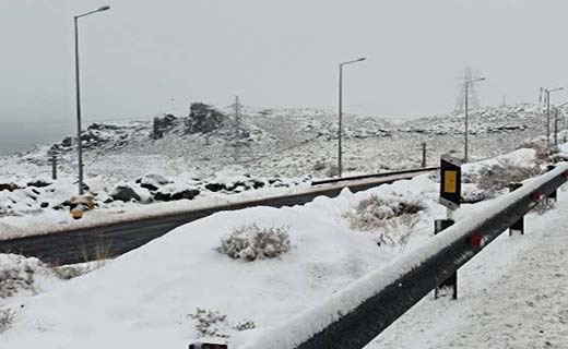 برف در جاده سرچشمه