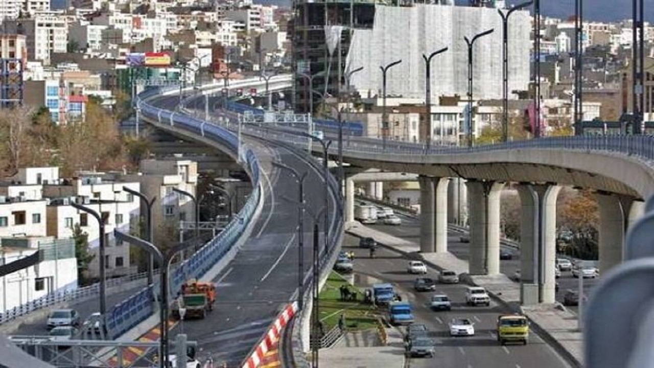 انجام مطالعات براى برداشتن پل حافظ و جمهورى پايتخت