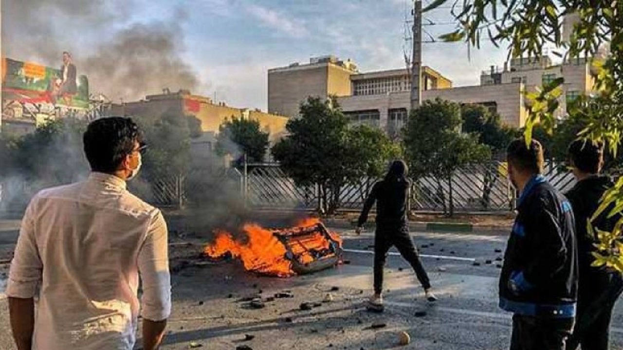 جنبش به نام زنان است، اما ۸۹ درصد آن را مردان مدیریت می‌کنند