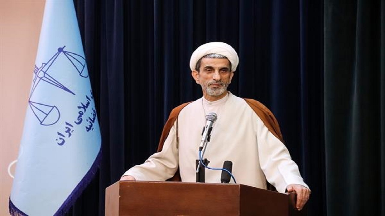 تکذیب ‌صدور حکم محاربه برای امیر نصر‌آزادانی‌/ متهم عضو یک گروه مسلحانه بود