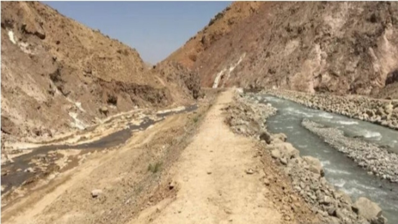 آب شور معدن نمک تاقچه‌خانه‌ به بیش از ۱۸۰ روستا ضرر رسانده است