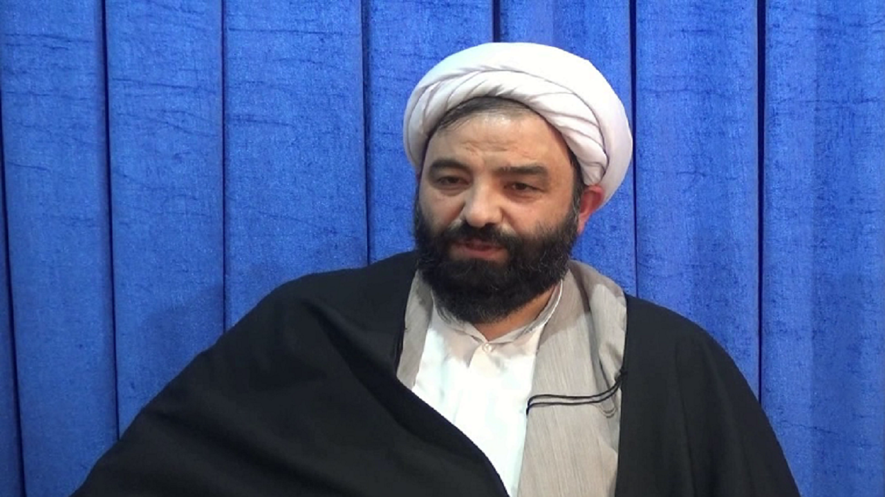 انتقاد امام جمعه از طولانی شدن روند اجرای میدان مسجد جامع هشترود