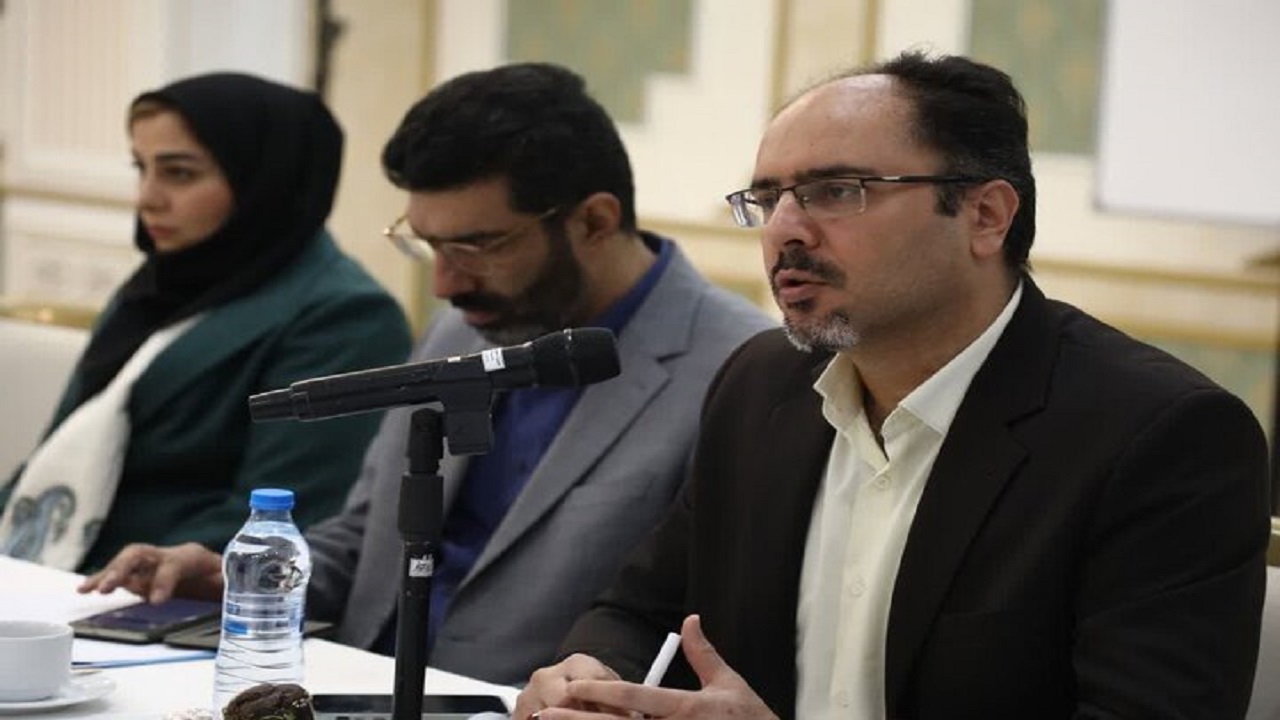 یک سوم صنایع دستی شناخته شده دنیا در اصفهان وجود دارد