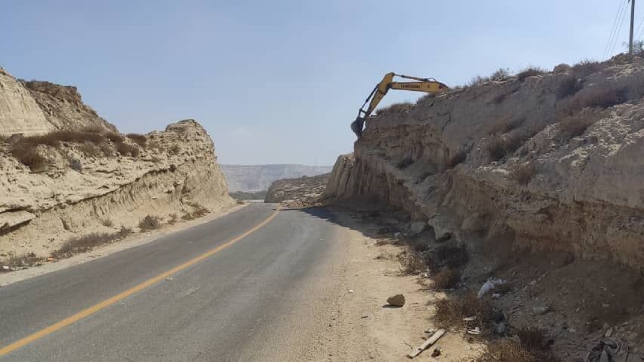 ۲۷ نقطه حادثه‌خیز در مسیر‌های ارتباطی جنوب سیستان و بلوچستان اصلاح شد