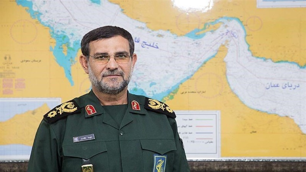 دشمن می‌داند که در شکست دادن ما ناتوان است / اجازه تجاوز به خاک کشورمان را نمی‌دهیم