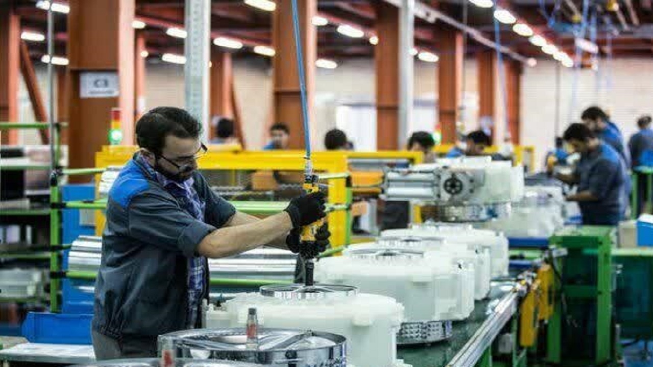 سطح اشتغال استان قم با پرداخت تسهیلات رونق تولید حفظ می‌شود