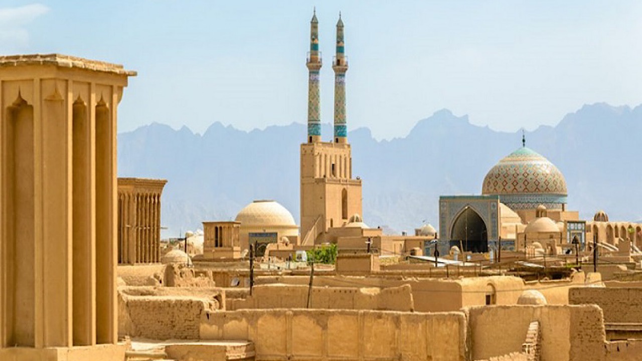 شناسنامه‌دار کردن صنایع‌دستی هویت کشور را زنده نگه می‌دارد