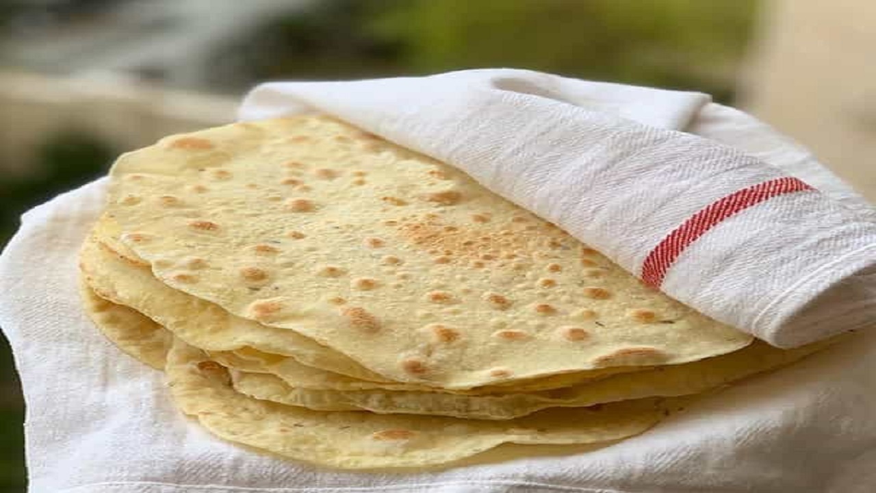 گلایه از کم فروشی در بعضی از نانوایی‌ها