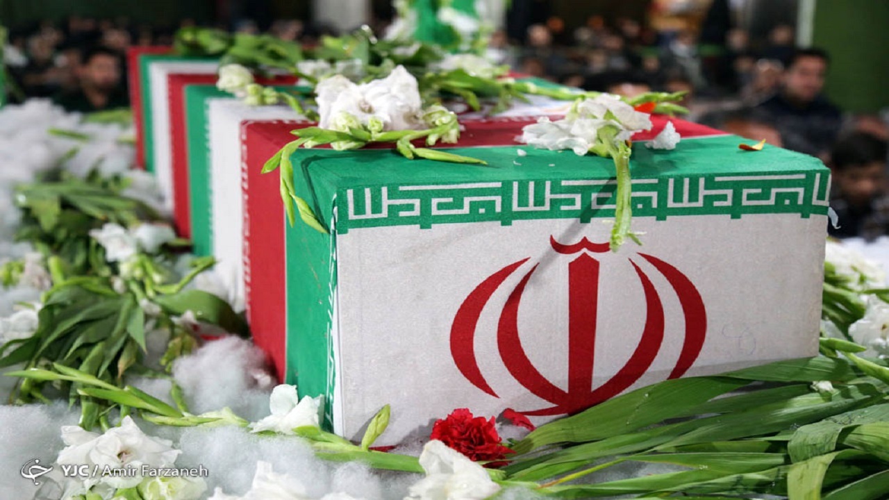 تشییع پیکر ۱۳ شهید گمنام در اصفهان