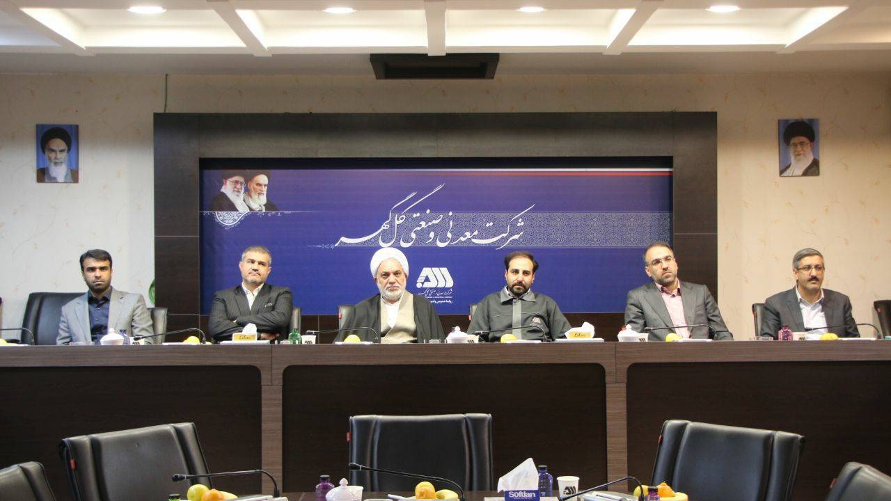 تحقق عملی مرگ بر آمریکا در توسعه صنعتی کشور انجام شده است