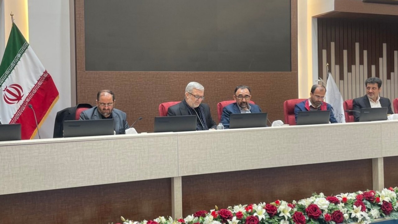 کاظمی قمی با فعالان و تاجران افغانستان و ایران در مشهد دیدار کرد