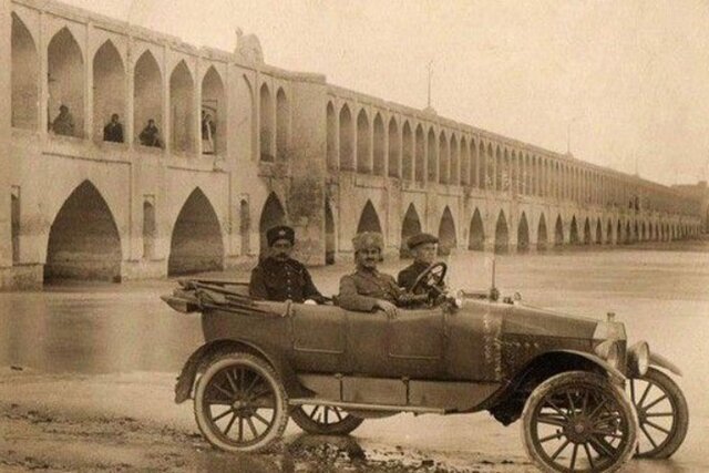 اولین خودرو
